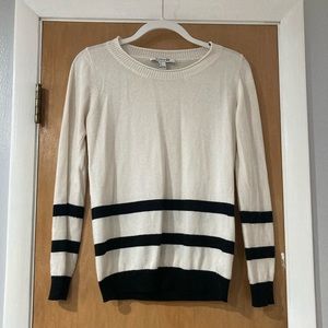 EUC Forever 21 S black white striped sweater